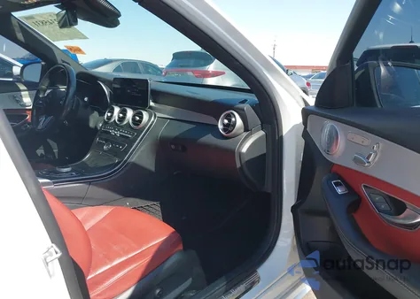 2020 Mercedes-Benz C 300 from USA, damaged, VIN W1KWF8DB4LR592284